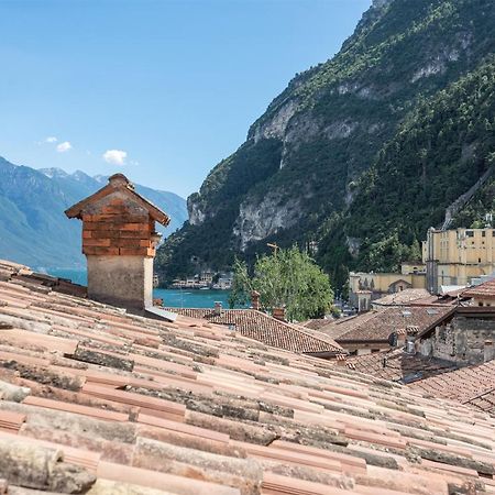 加尔达湖滨Casa Giulia公寓 外观 照片